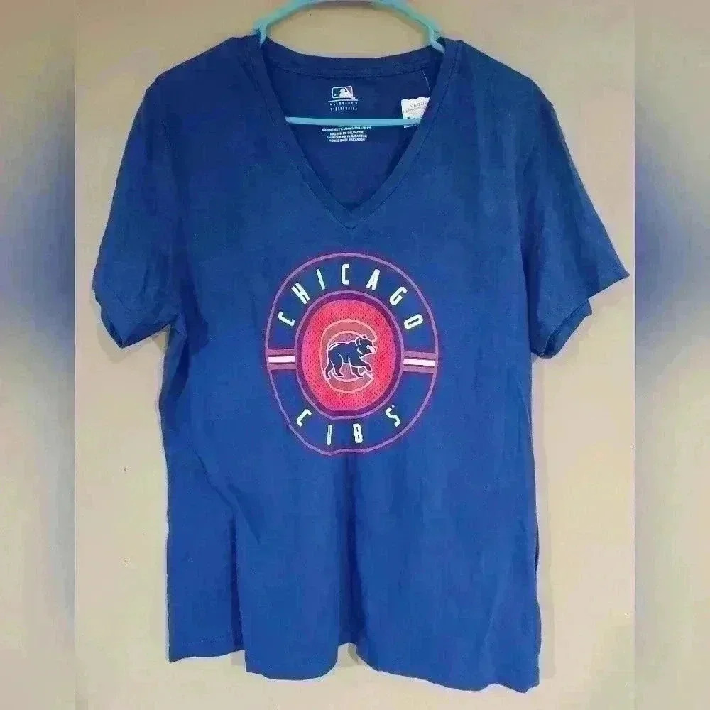 NWOT Chicago Cubs Genuine merchandise tshirt size XL